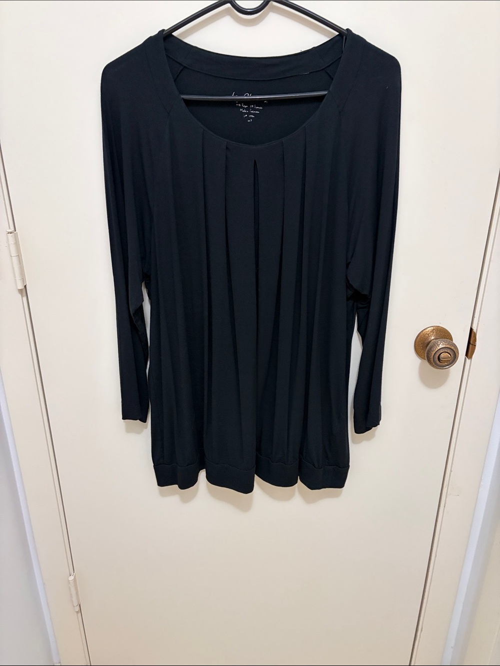 Chico's Black Pleated Scoop Neck Long Sleeve Top
